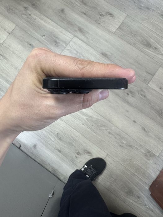 Продам Iphone 16 Pro (256gb)