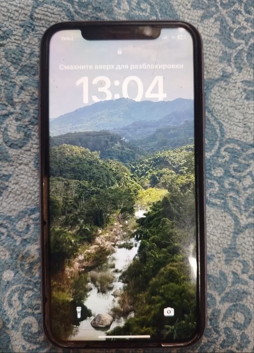 iPhone 11 в хорошем состоянии