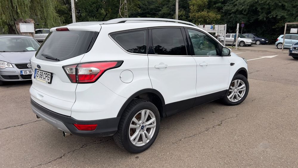Ford Kuga ,an 2017,motor 1.5 Diesel