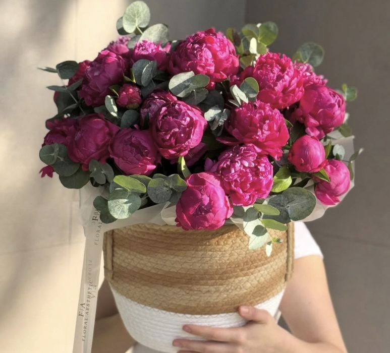 Сезонные пионы Алматы