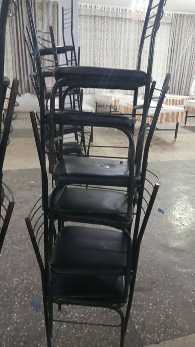 Temir stullar sotiladi arzon narxda kelishtirib beriladi srochna !!!