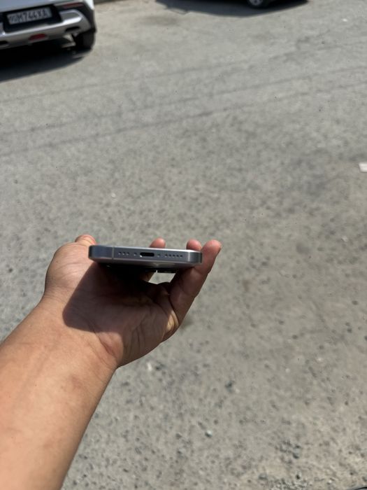 Iphone 15 pro srochni