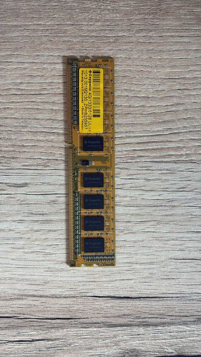 DDR3 4Gb 1333 Zeppelin б\у