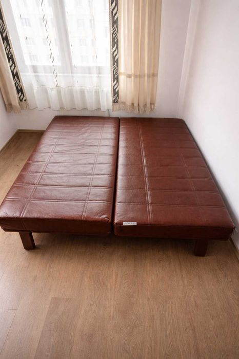 Canapea extensibilă 200x180 cu ladă – stare foarte bună