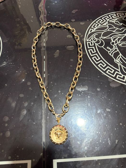 Vând Lanț   14 k  Lungime de 70  cm , gramaj  51,41 grame