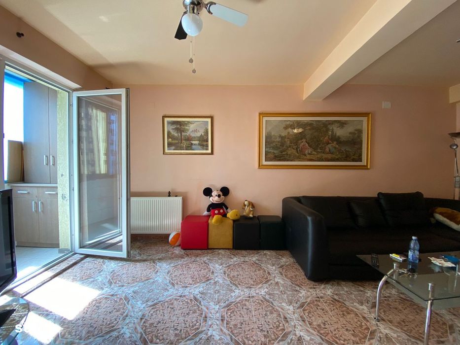 Sub pretul pietei! Apartament 3 camere, 73mp, parcare, Florilor