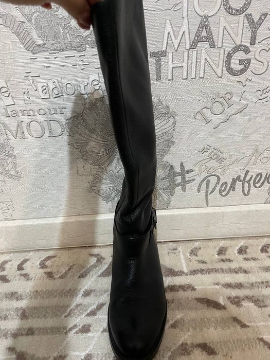 Продаются зимние сапоги