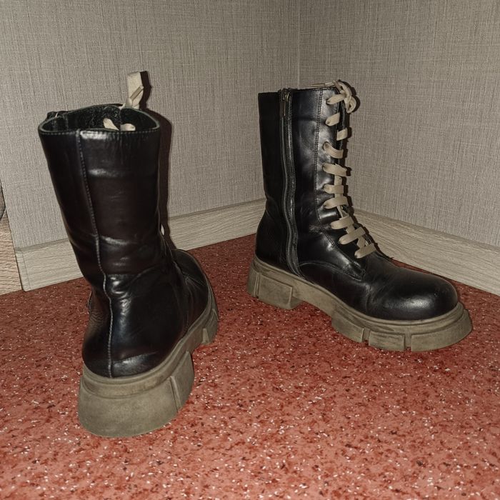 Ботинки 38 размер , кожа - мех натуральные