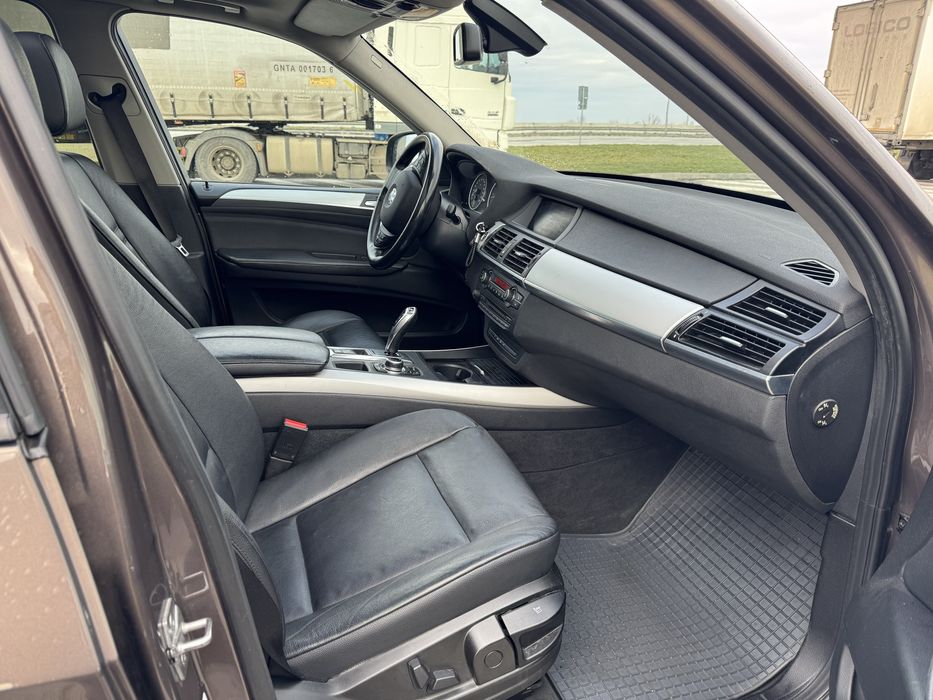 BMW x5, din 2011, cumparat de nou