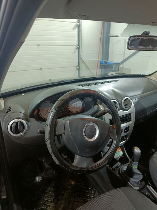 Vand  dacia Sandero