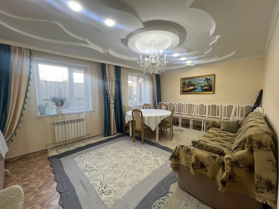 Продаётся 2х этажный 5 комнатный дом Ул. Панфилова 53