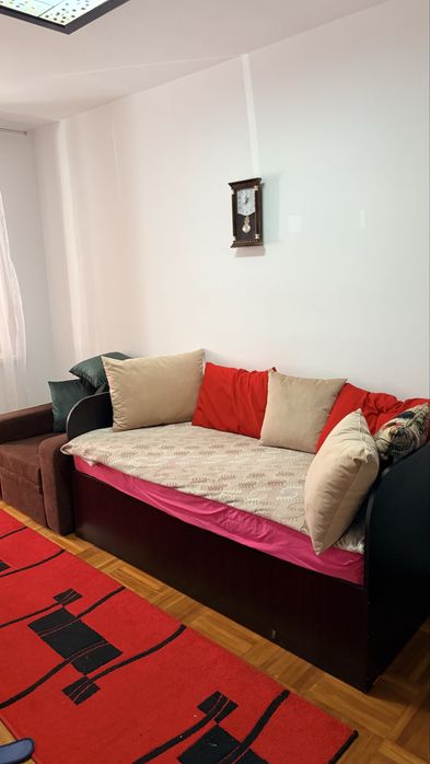 Zona Piata Crang, apartament cu 3 camere , exclus agentii