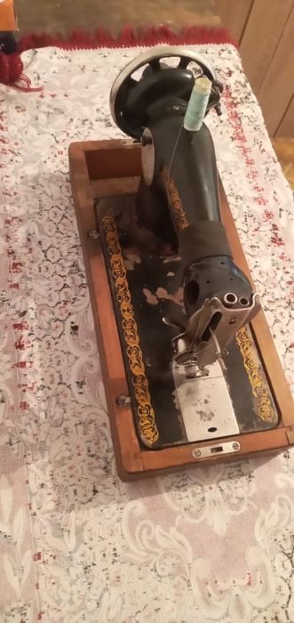 Продам ручную швейную машину