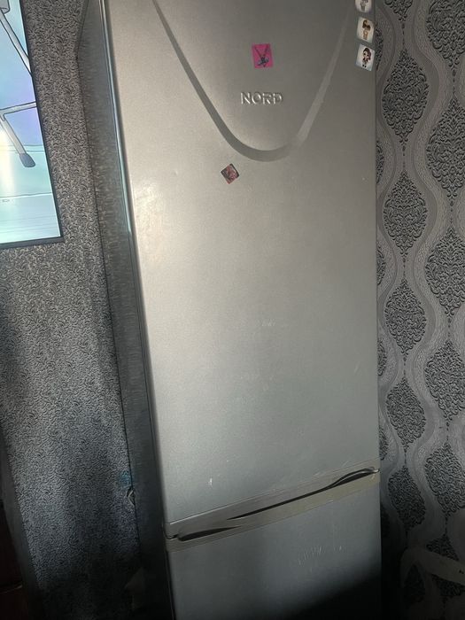 Продам холодильник