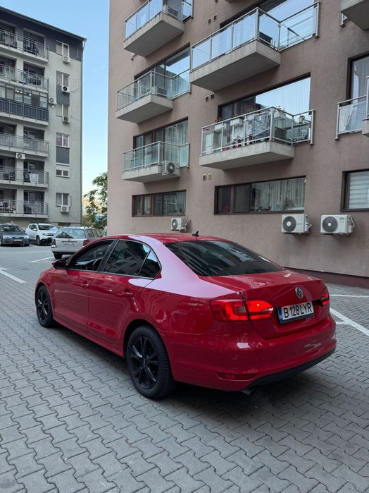VOLKSWAGEN Jetta 2012 — imagine 5