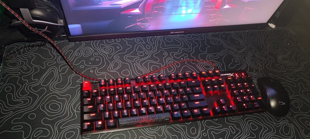 Клавиатура механический от HYPERX