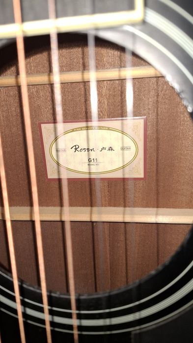 Acustik gitara xolati ideal