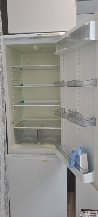 Продам  холодильник   срочно