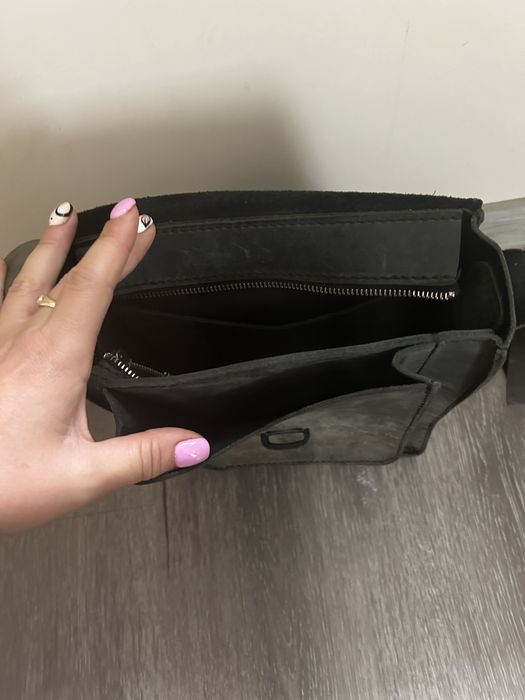 Мъжка чанта от естествена кожа.