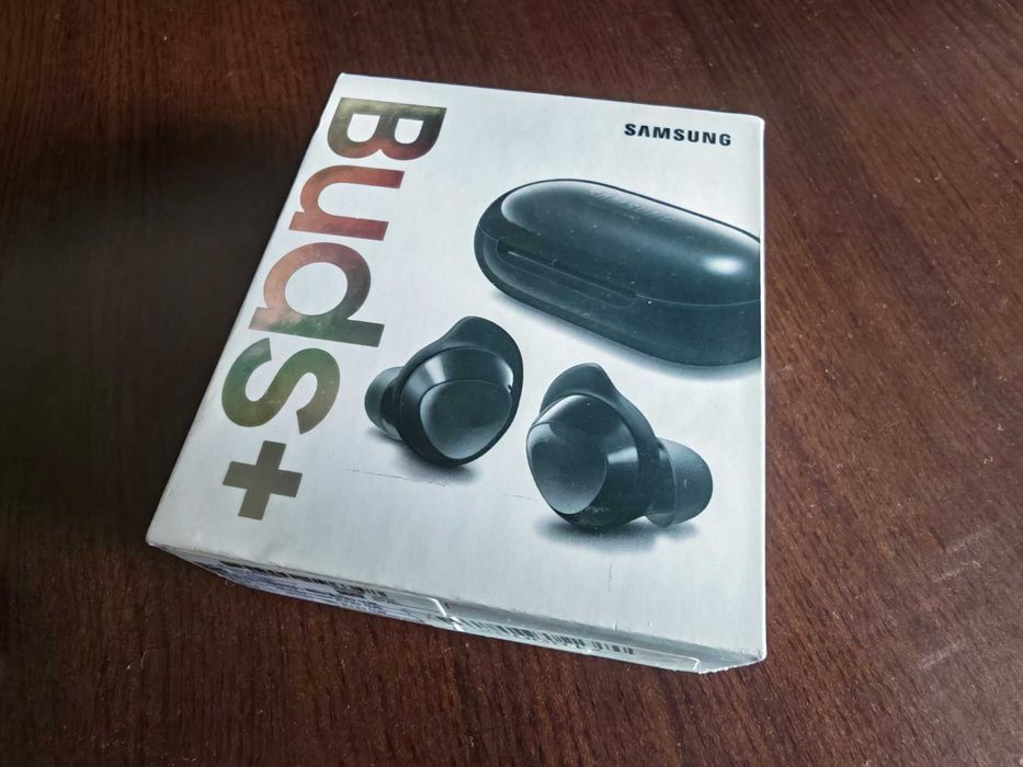 Samsung Galaxy Buds Plus - безжични слушалки с кутия и аксесоари