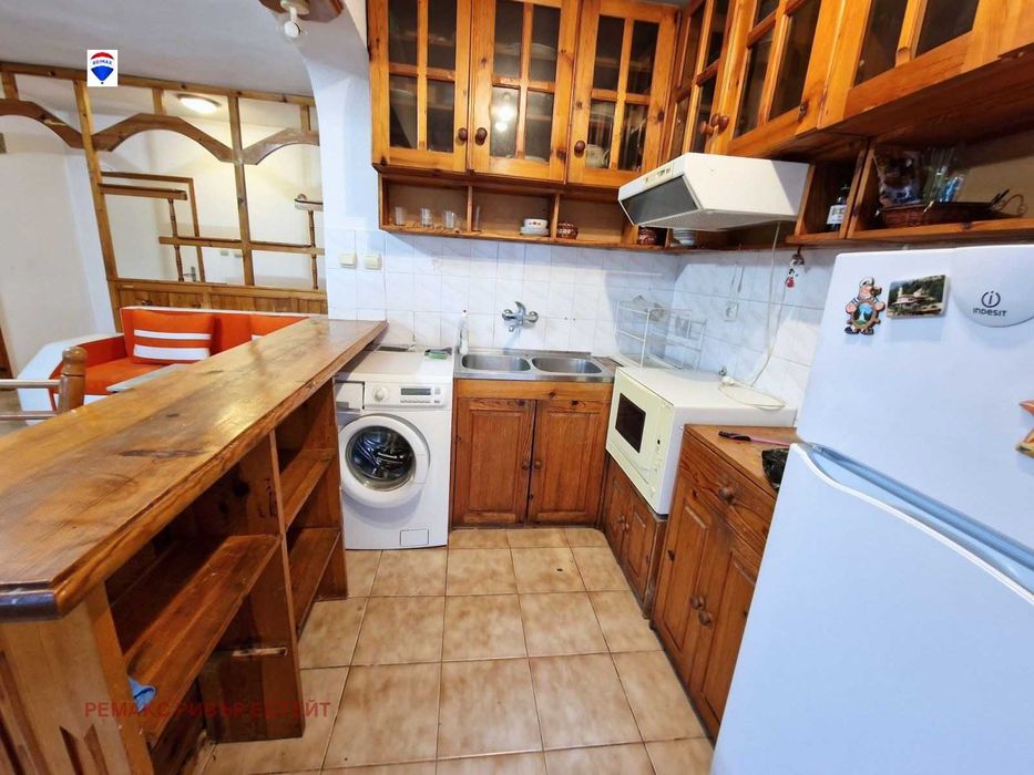 Дава се под наем Тристаен апартамент в Русе, Ялта - 95 кв.м за 408 € - Снимка #4