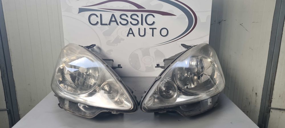 Фарове Peugeot 1007 2005г.