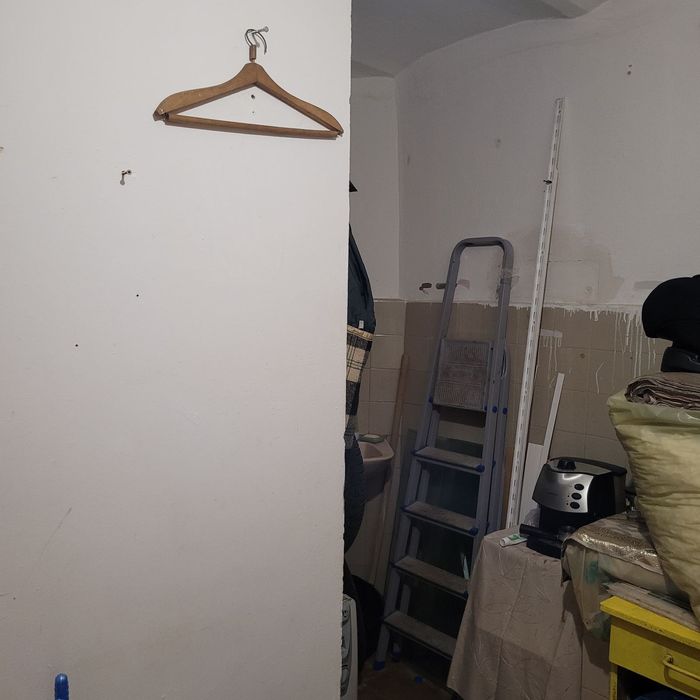 Продава се Магазин в Плевен, Идеален център - 48 кв.м за 938 €/кв.м - Снимка #5