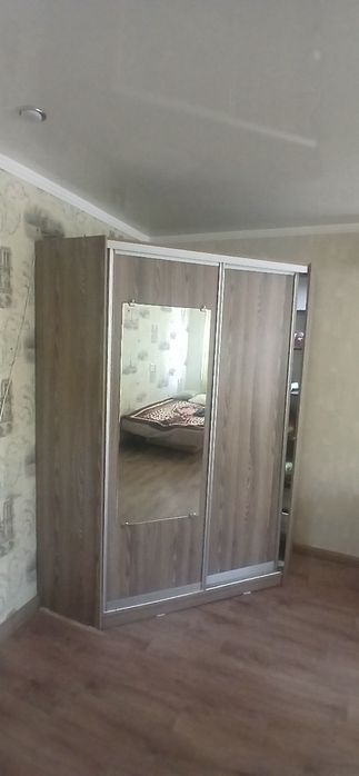 Шкаф купэ в хорошем состоянии.