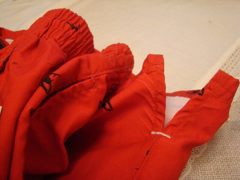 Нови , много големи , къси гащета