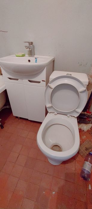 Унитаз ванная бу