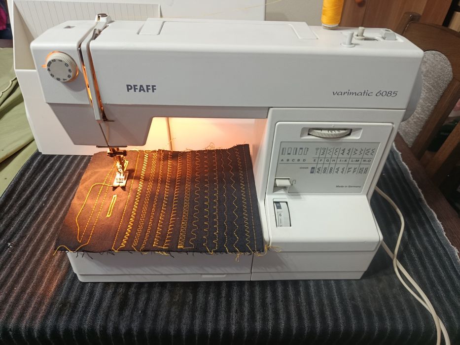 Mașina cusut Pfaff Varimatic 6085 metal