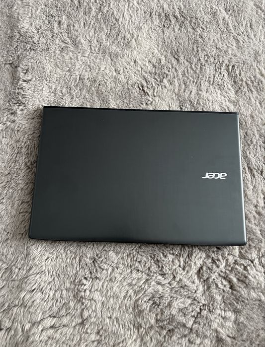 Laptop Acer Aspire E5 16G memorie ram 16gb 1TB plus SSD