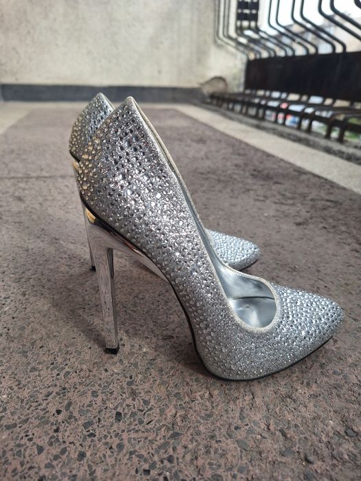 Официални обувки