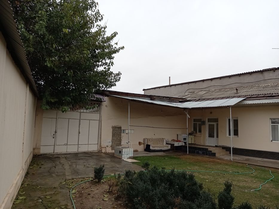 Hovli sotiladi 8sotix