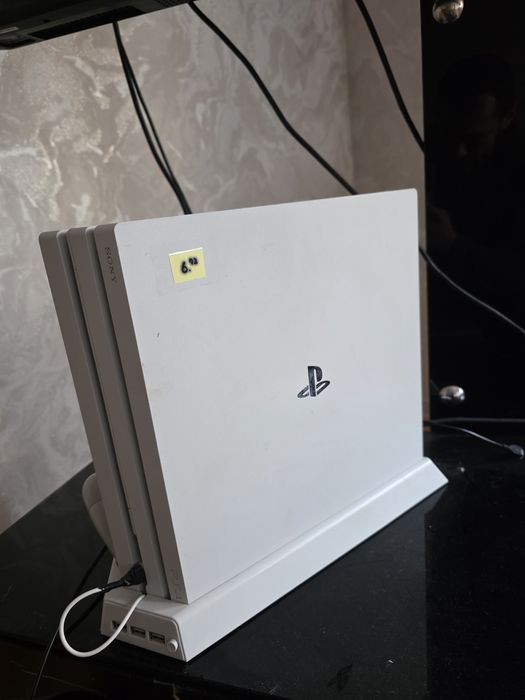 Playstation 4 pro 6.72