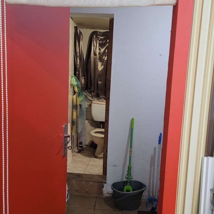 Продава се Магазин в Плевен, Идеален център - 48 кв.м за 938 €/кв.м - Снимка #4