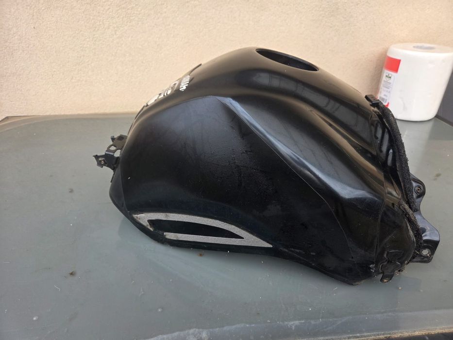 De vânzare rezervor Yamaha Fz1