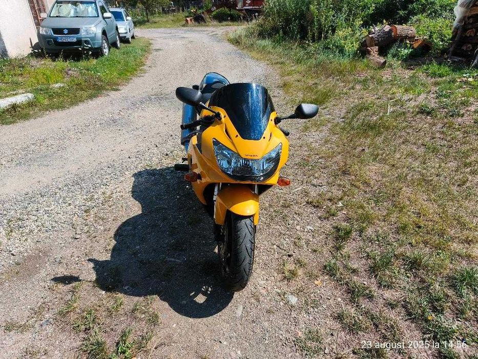 Vand doua Honda  CBR