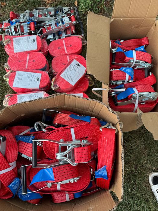 Колани с голяма тресчотка