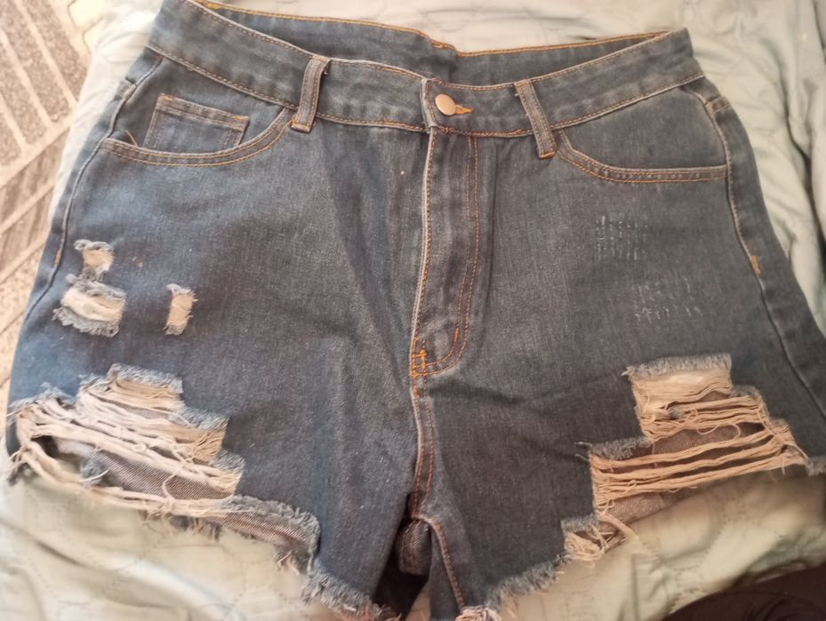 Дамски къси дънки