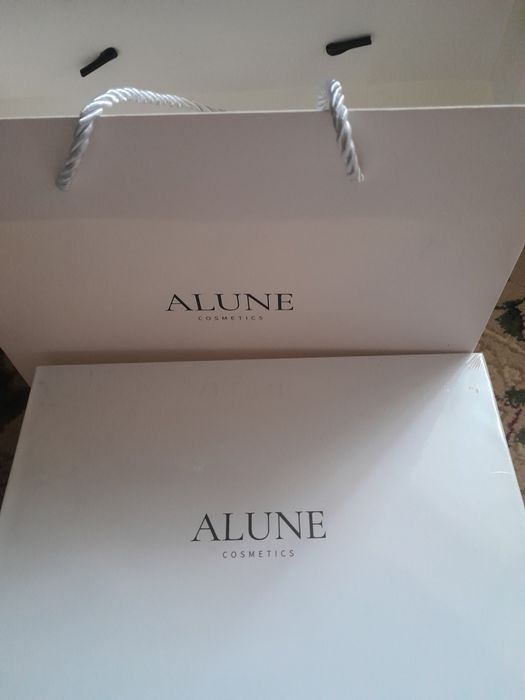 Продам косметику.