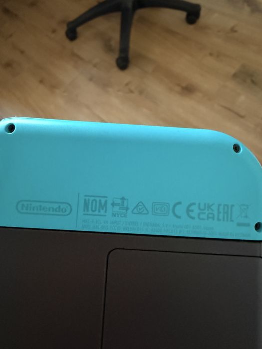 Nintendo Switch в перфектно състояние !