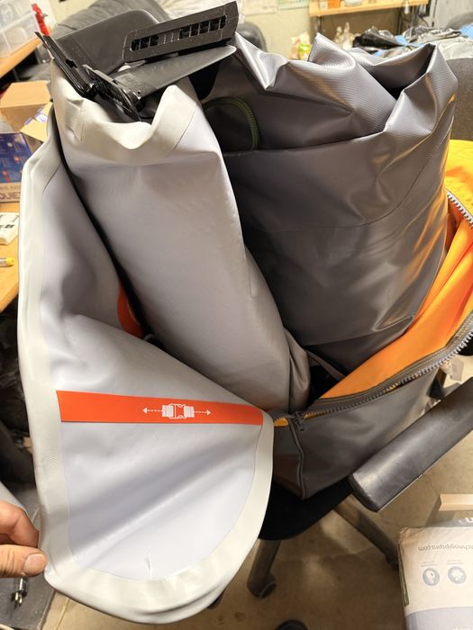 Надуваем двуместен каяк 100+