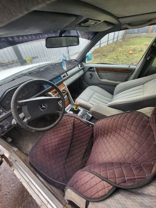 Mersedes benz e200 w124