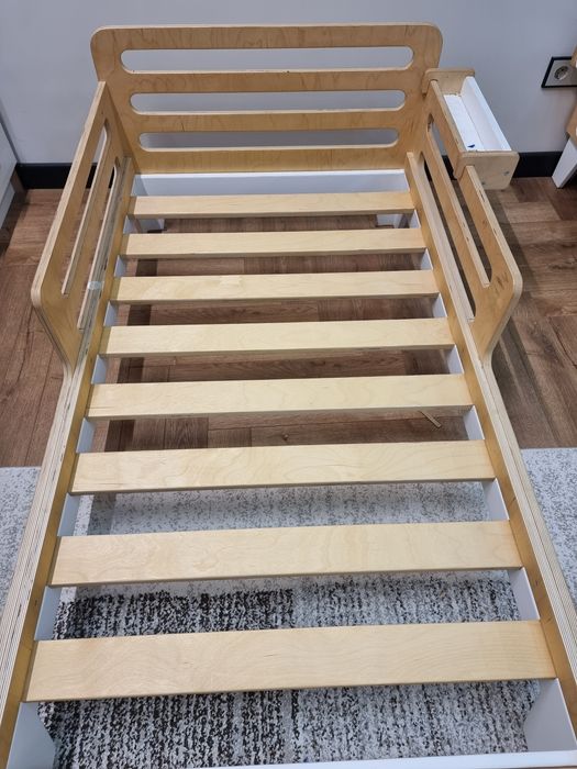 Продам 2 шт детские кровати