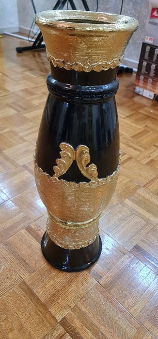 Продам вазу для цветов