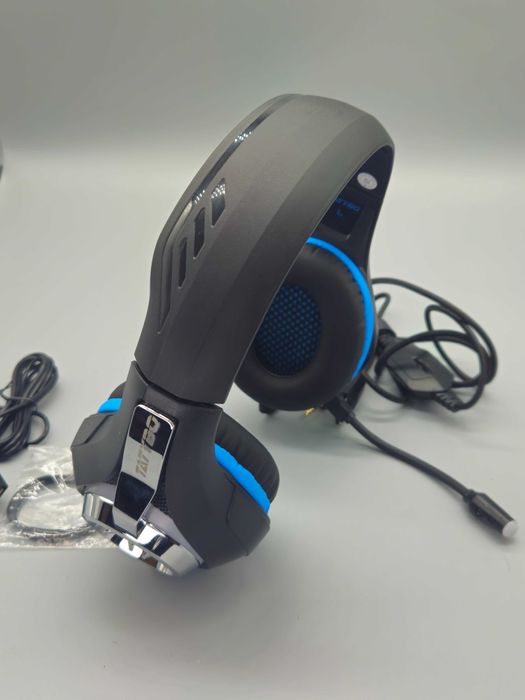 Геймърски слушалки с микрофон, 3.5 мм, LED, сплитер, USB удължител