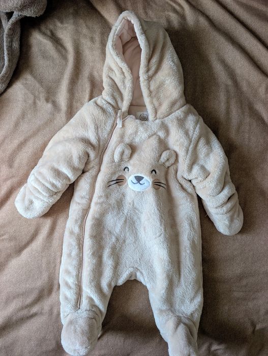 Vând salopeta/combinezon iarna Smyk mărimea 56