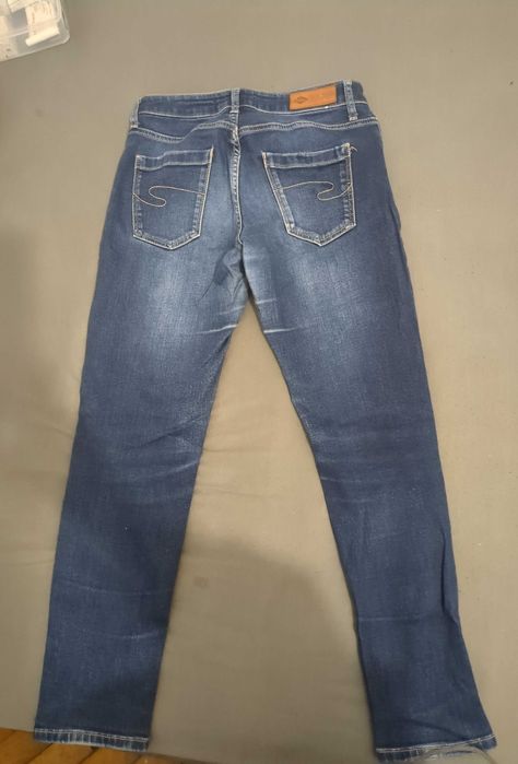 Blugi Lee Cooper, Terry boyfriend, damă