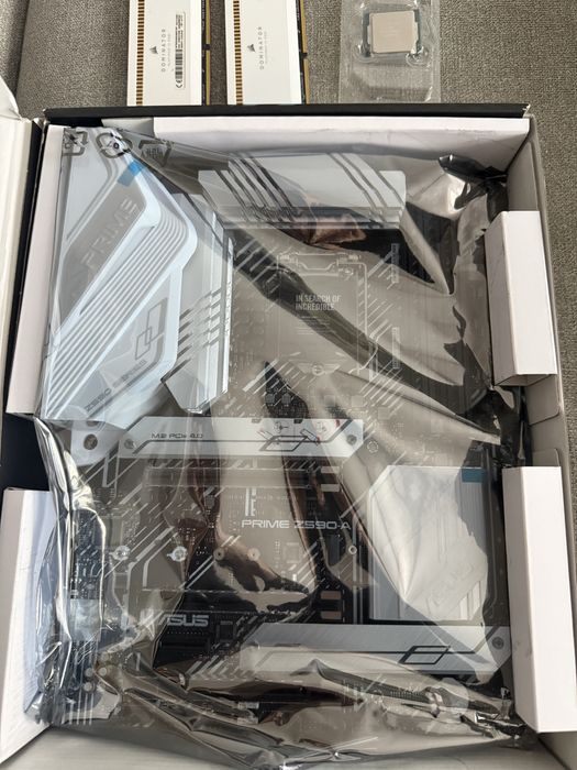 Kit pc (procesor, placa de baza si rami)